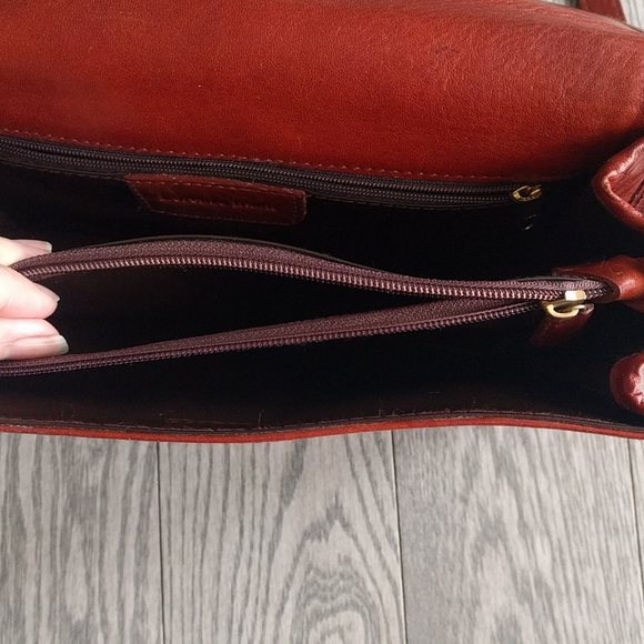 Beautiful genuine leather bag by Lorenzo Banfi - Picture 5 of 12